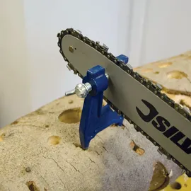 Silverline Schraubstock Holz/Metall 16 mm blau