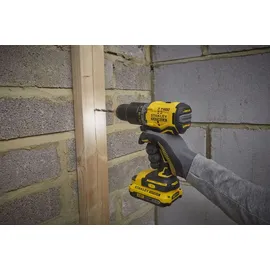 Stanley SFMCD715C2K inkl. 2 x 1,5 Ah + Koffer