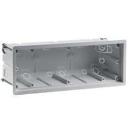 Berker R.8 Einbaudose für Hohlwandmontage 3fach