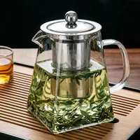 Teekanne mit Siebeinsatz, Glas Eckig Teekanne mit Sieb, Teebereiter für Losen Tee, Glasteekanne (750ml)