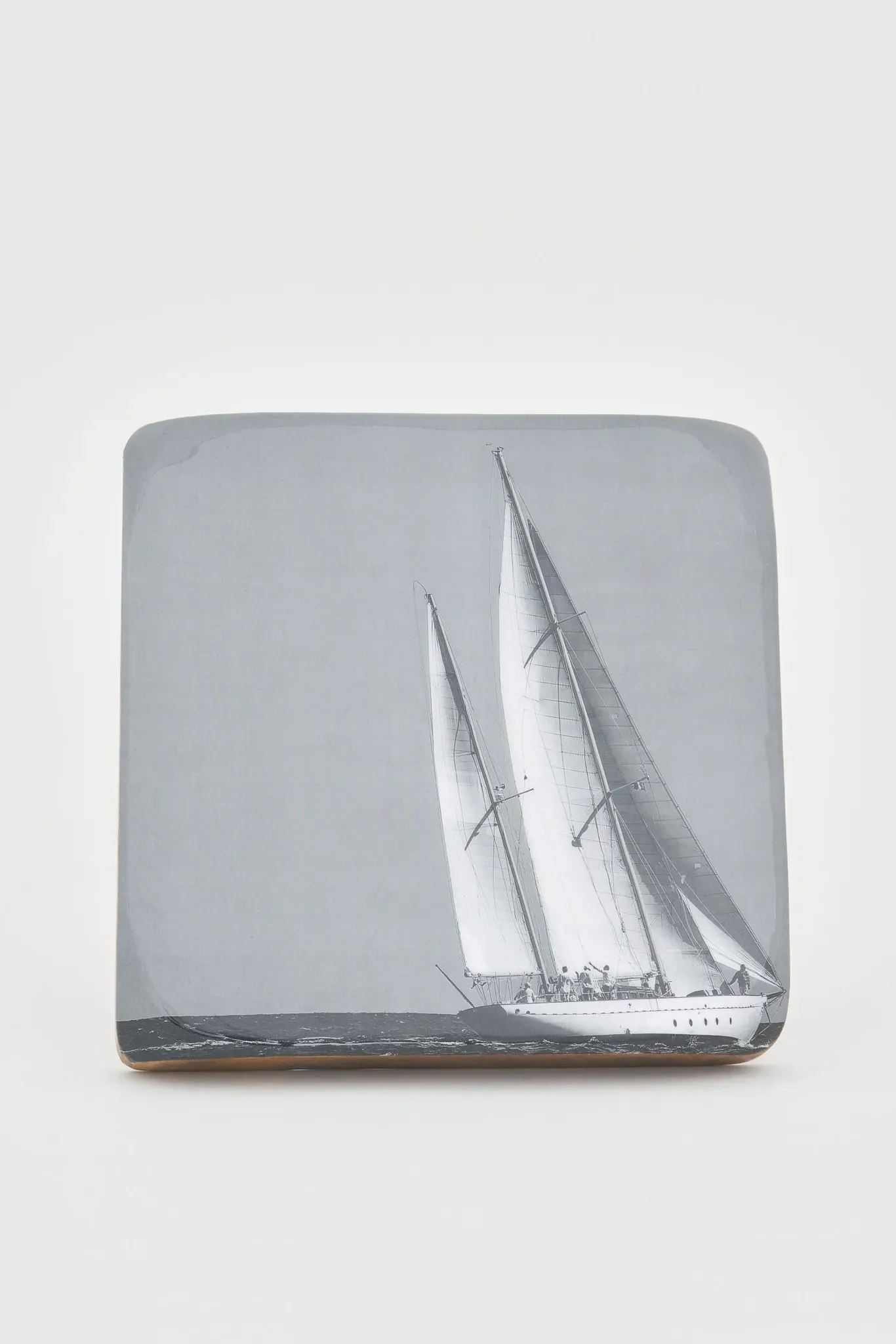 Wandbild Segelschiff auf Holzblock