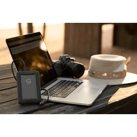 SanDisk G-Drive ArmorATD 2 TB USB-C 3.2 SDPH81G-002T-GBA1D