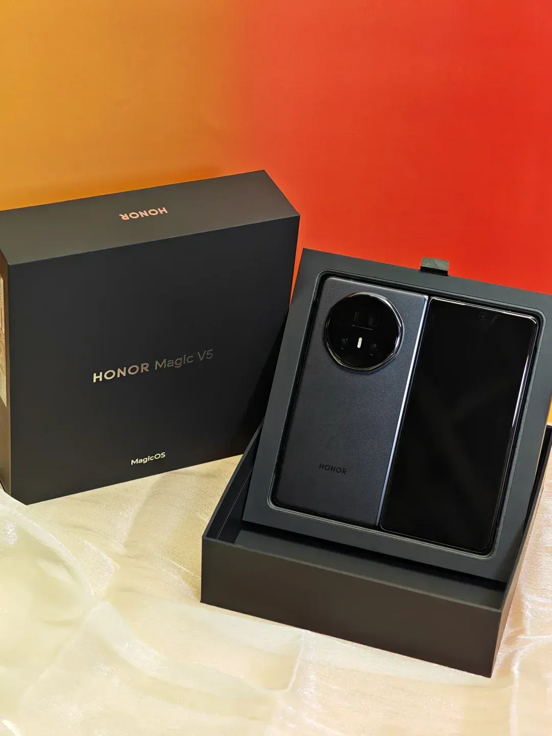 Honor Magic V5 Globale Version Original 5g Smartphone Dual HDR Oled Display Snapdragon 8 Elite 5820 mAh 7,95