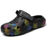 ELIOGN Herren Eva Clogs mit Farbspritzer-Design – Leichte rutschfeste Gartenschuhe mit Verstellbarem Riemen, Atmungsaktive Wasserschuhe für Garten, Strand, Pool und Sommer Freizeit Schwarz 47 - 47 EU