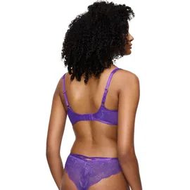 Triumph Balconette-BH "Palina Moonlight Kiss", Damen, Gr. 75, Cup C, lila (lila haze), Spitze, Obermaterial: 62% Polyester, 25% Polyamid, 13% Elasthan, BHs Balconette-BH, Triumph x Palina Rojinski, gefütterte Spacer-Cups, Spitze, Glitzergarn