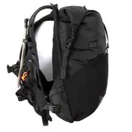 Restrap Rolltop Hydration Vest 14 l Schwarz