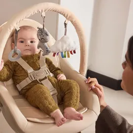 Kinderkraft FINI UP Hochstuhl 3 in 1, Baby Hochstuhl mit Wippe, mitwachsend bis 20 kg, verstellbares Tablett, 5-Punkt-Gurt, Neugeborenen-Einlage, Holzbeine, Grau