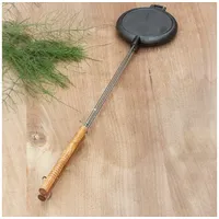 Antikas Waffeleisen für offenes Feuer, Grill und Gasherd, aus