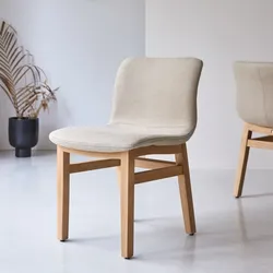 Stuhl aus aus massivem Eichenholz Cocoon linen