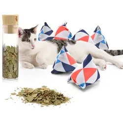 Canadian Cat Company Catnipspielzeug 6x Schmusepyramide Nordic Triangle