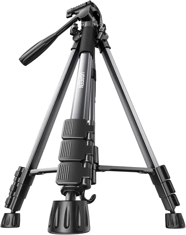 UGREEN Stativ mit 53,5-175 cm Höhe, Leichtes und Portables Reisestativ, Aluminium-Stativ mit Handyhalter und Reisetasche für Kameras und Smartphones DSLR Canon Nikon Action