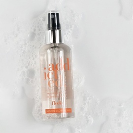 Fleeky Tan Glowing Face Mist 120 ml