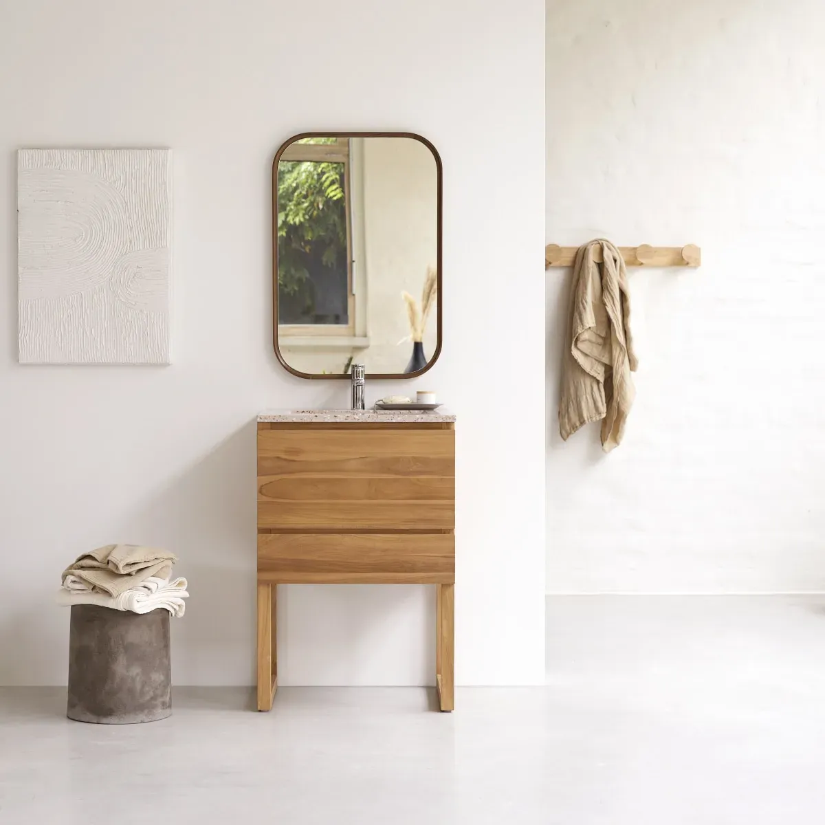 Badezimmerschrank Edgar aus massivem Teakholz und Terrazzo Pink 60 cm