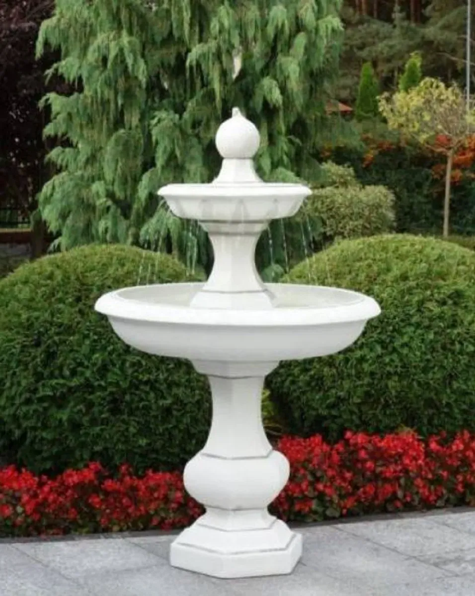 Casa Padrino Barock Springbrunnen Weiß Ø 100 x H. 160 cm - Runder Gartenbrunnen im Barockstil - Runder Gartendeko Stein Brunnen - Barock Garten Deko Accessoires