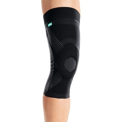 JuzoFlex Genu Xtra Wide Kniebandage stabilisiert u. entlastet das Kniegelenk mit Komfortzone 1 St schwarz