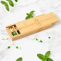 Dengthrive Wöchentlicher Pillendose Holz: Verbesserte Version Tablettenbox 7 Tage Morgens Abends mit Magnetverschluss Perfekt für Vitamine Pillen und Nahrungsergänzungsmittel