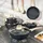 just perfecto Topf und Pfannenset Induktion mit deckel Schwarz ohne PTFE und PFOA 14 pcs - Kochtopfset Aluminium mit Antihaftbeschichtung - Töpfe Set - Schwarz