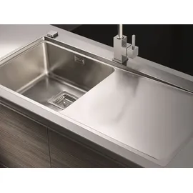 PYRAMIS OLYNTHOS (100X52) 1B 1D links