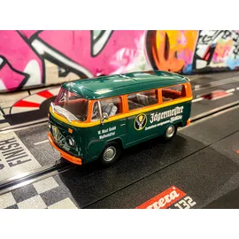 Carrera Digital 132 VW Bus T2b Jägermeister