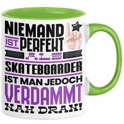 Trendation Tasse Skateboarder Geschenk Tasse Lustige Geschenkidee für Skateboarder Gebu grün