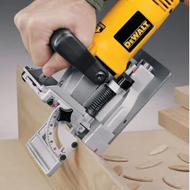 DeWalt DW682K-QS