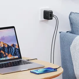 UGREEN 2xUSB-C 66W Power Delivery 3.0 Quick Charge 4.0+ Schwarz