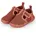 Uni Unisex Baby Aquaschuhe knöchelhoch mit Klettverschluss Strukturierte Sohle Atmungsaktives Mesh Kinder Wasserschuhe Bademode Farbe lehmbraun Größe 22