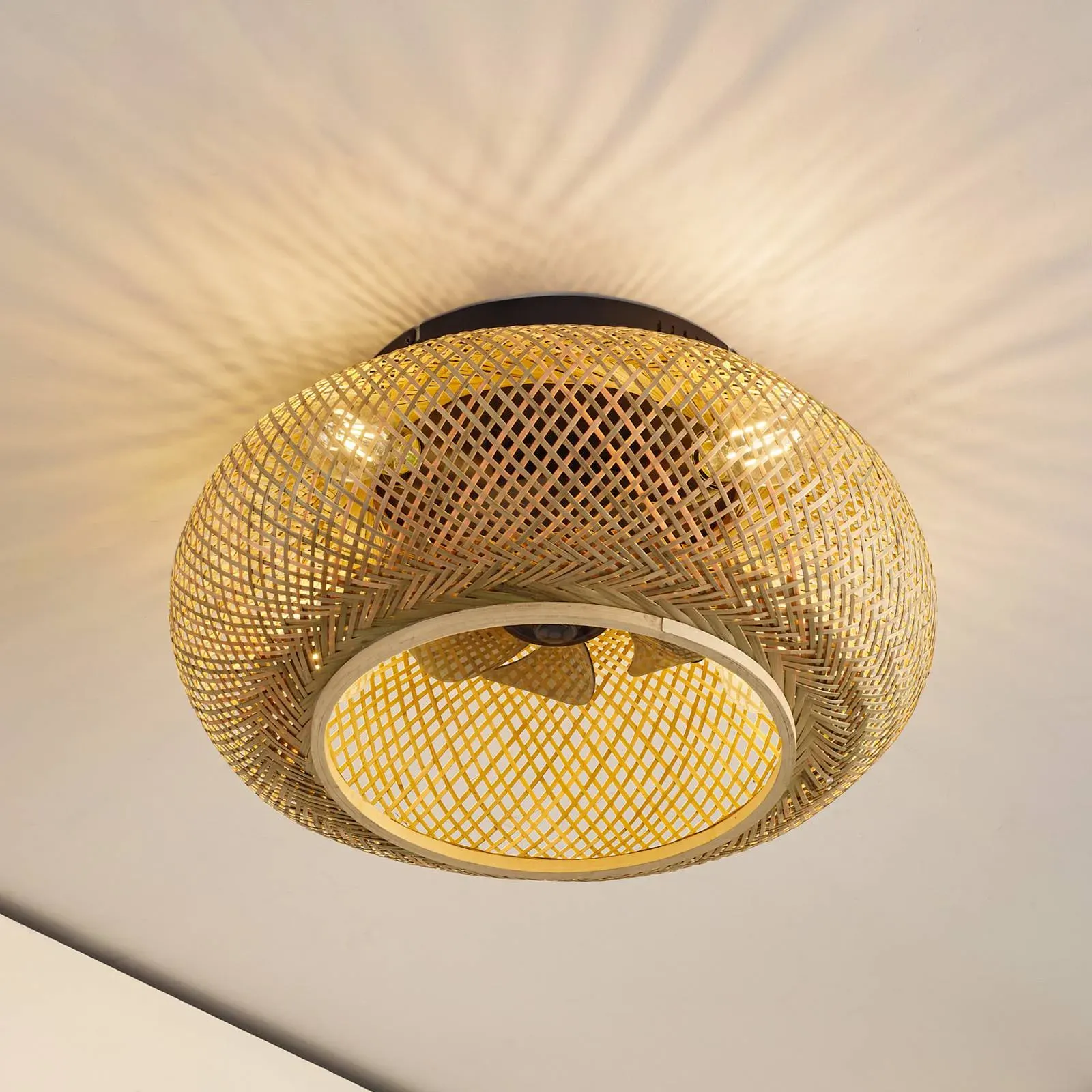 Lucande Deckenventilator mit Licht Cordie, DC, leise, Ø 53cm Cordie Lucande, dimmbar, Holz hell, für Wohn- / Esszimmer, Bambus, Landhaus / Rustikal - 53 cm - 53 cm - 24 cm