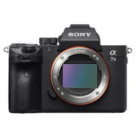 Sony Alpha 7 III + 24-105 mm FE OSS