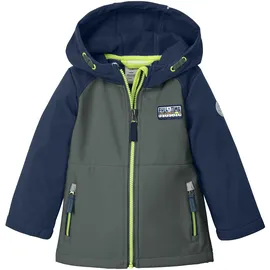 KILLTEC first instinct by killtec Kinder Softshelljacke/Outdoorjacke mit Kapuze FIOS 12 MNS SFTSHLL JCKT, oliv, 122-128, 42894-000