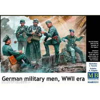 2335211 1:35 German military men, WWII era