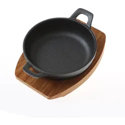 Minipfanne mit 2 Griffen u. Holzuntersetzer - Gusspfanne - Gusseisen - D: 12cm - Servierpfanne