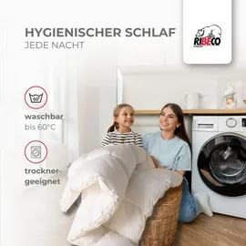 RIBECO Germany Daunenbettdecke 155x220 cm – Wärmeklasse extrawarm – –kuschelige Decke mit Temperaturregulierung und Kassettensteppung - weiß,