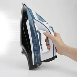 Black & Decker Dampfbügeleisen BXIR2402E blau