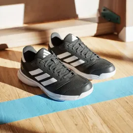 adidas Ligra 8 Indoor Core Black / Cloud White / Cloud White 41 1/3