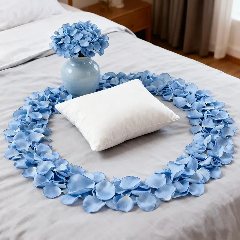【3 € Rabatt ab 10 €】200 Stück 1,5 Zoll/3,8 cm künstliche Blütenblätter, seidige Rosenblütenblätter für Valentinstag, Blütenblätter zum Werfen bei der Hochzeit, Brautjungfer, Tischdekorationen (blau)