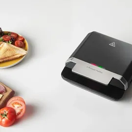 Russell Hobbs Sandwichmaker Easy Clean Edelstahl 750 W, schwarz