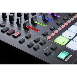 Roland MC-707 Groovebox DJ Mischpult