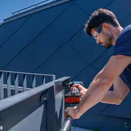 Bosch Professional GDS 18V-330 HC L-BOXX 136, 2 x Akku ProCORE18V 4.0Ah