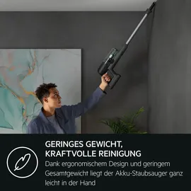AEG ULTIMATE 7000 AP71UB14AM Akku-Staubsauger/extra kraftvoll/ultraleicht 2,2 kg/70 % Recyclingmaterial/bis zu 40 Min. Laufzeit/120m2/5-Stufige Filtration/alle Böden/Automatik, Matte Black