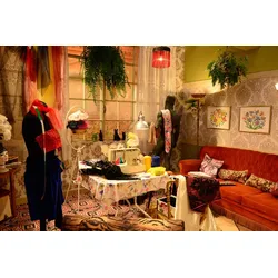 Fototapete PAPERMOON "Retro Schneiderin Atelier", bunt, B:3,00m L:2,23m, Vlies, Tapeten