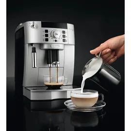 De'Longhi Magnifica S ECAM 22.110 SB silber/schwarz