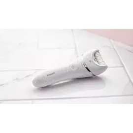 Philips Series 8000 Wet & Dry BRE700/00