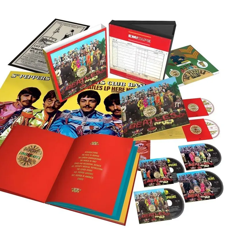 Sgt. Pepper's Lonely Hearts Club Band (Limited Super Deluxe) - The Beatles. (CD mit DVD)