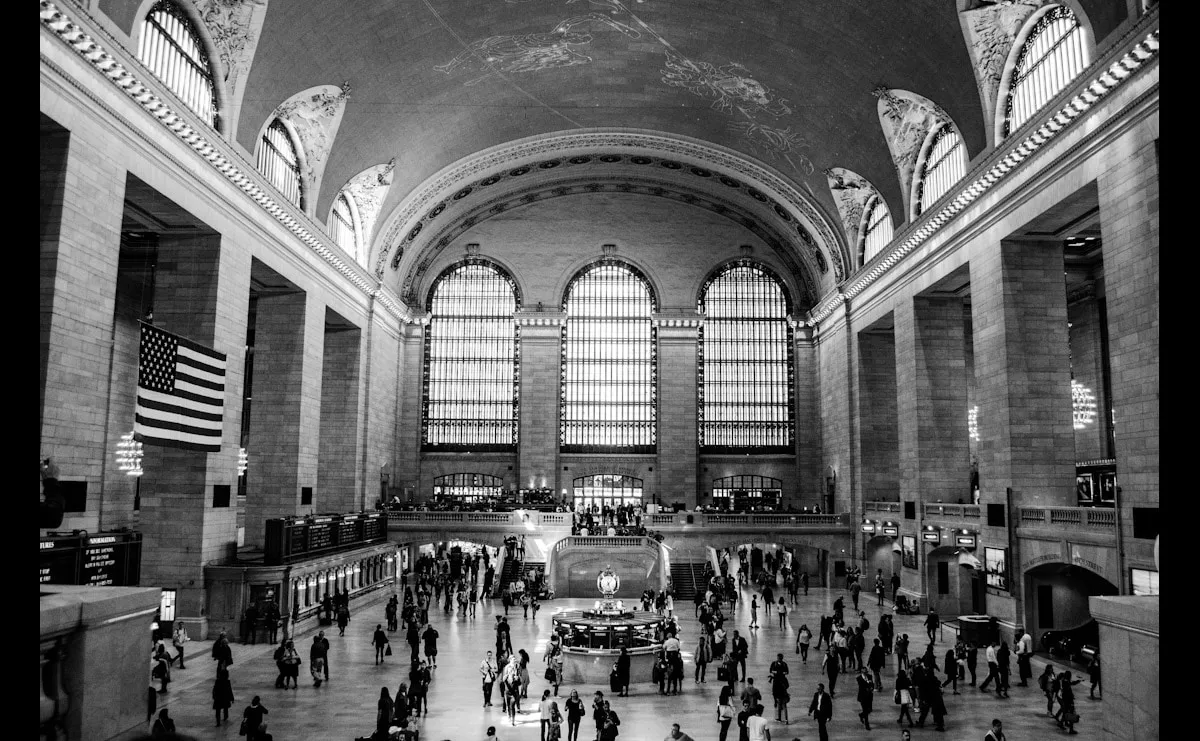 PAPERMOON Fototapete "Hauptbahnhof New York" Tapeten Gr. B/L: 3,5 m x 2,6 m, Bahnen: 7 St., bunt (mehrfarbig) Fototapeten