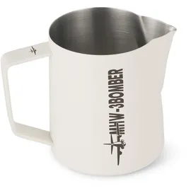 mhw-3bomber Latte-Art-Kanne aus Edelstahl, Milchaufschäumkännchen, Espressokanne, Barista-Essentials (Cremeweiß, 500 ml) P5020W