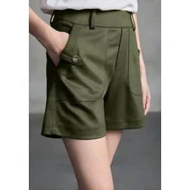street one studio Shorts Grün 40