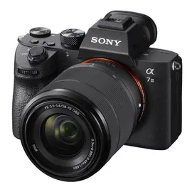 Sony Alpha 7 III + 28-70 mm OSS