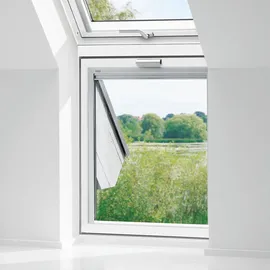 VELUX Flachdachfenster 134 x 115 cm