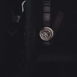 Orient Retro Future Camera Leder 41,0 mm RA-AR0203Y10B